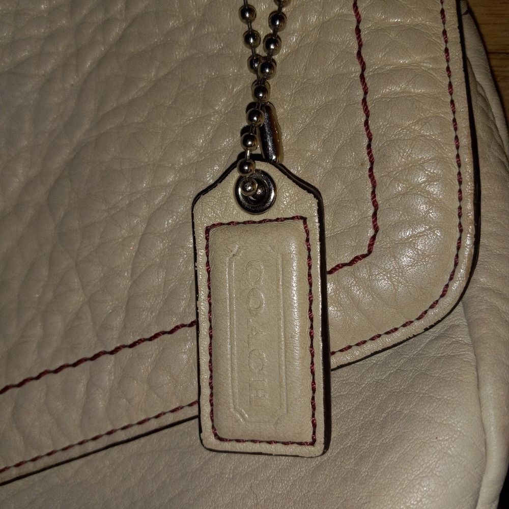 COACH SHOULDER BAG - Picture 4 of 9